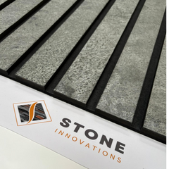 SINGAPORE SØLVGRÅ Slim Stone Louver Finer Panel